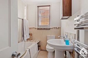 Photo 16- click for photo gallery